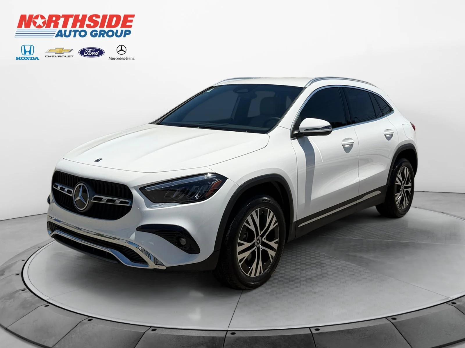 Used 2026 Polar White Mercedes-Benz GLA 250 image 3