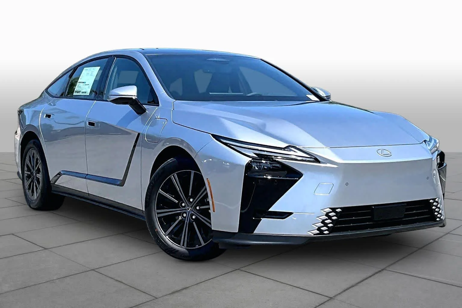 New 2026 Iridium Lexus PREMIUM image 2