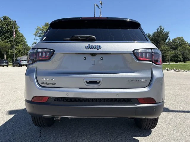 Used 2024 Silver Jeep Limited image 22