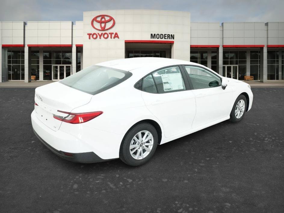 New 2026 Ice Cap Toyota LE image 18