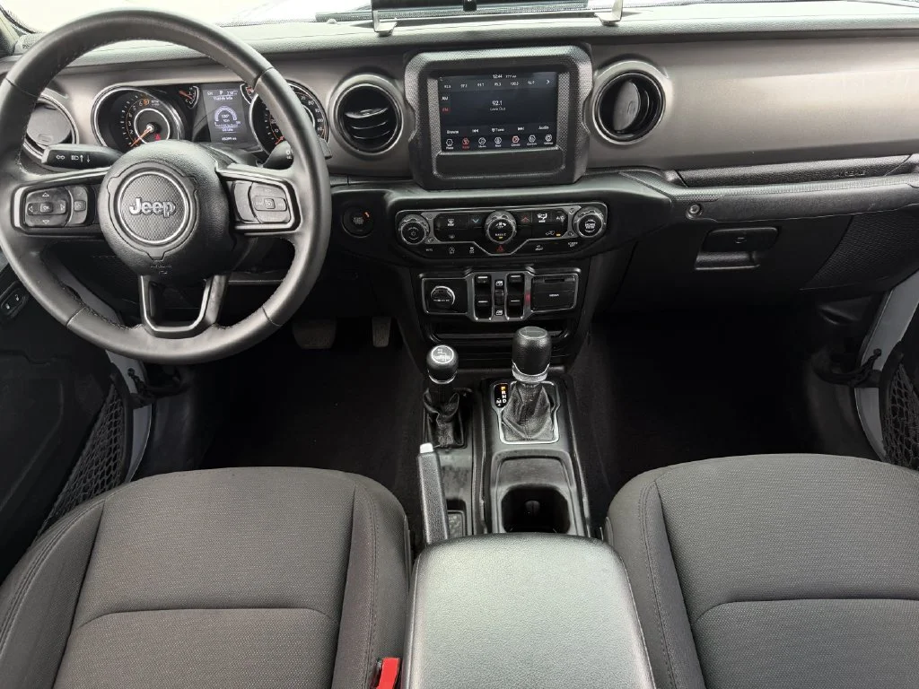 Used 2023 Silver Jeep Sport S image 12