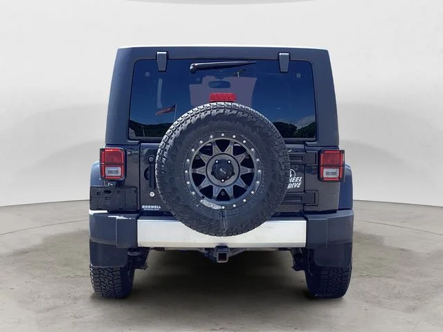 Used 2017 Rhino Clearcoat Jeep Unlimited Sahara image 4