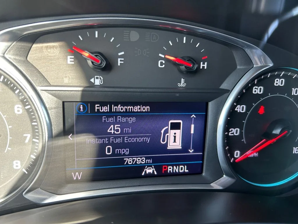 Used 2022 White Chevrolet LT image 10