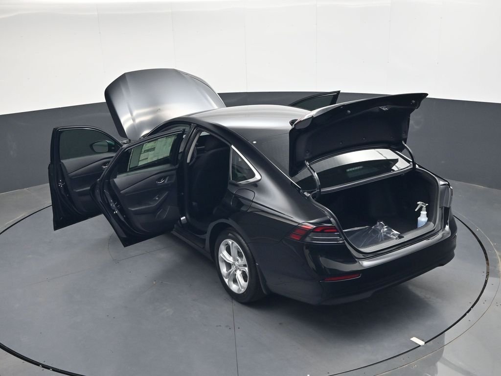 Used 2026  Honda LX image 39