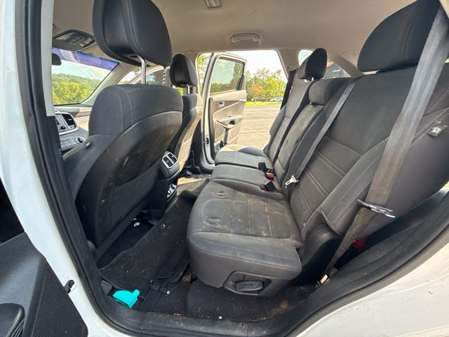 Used 2016 White Kia LX image 10