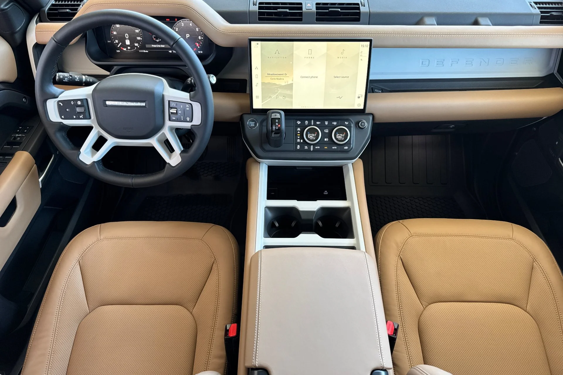 New 2026 Carpathian Grey Land Rover X-Dynamic SE image 3