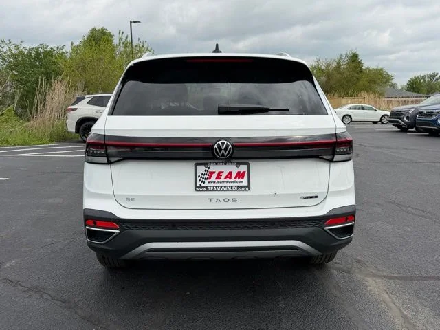 New 2026 White Volkswagen 1.5T SE image 4