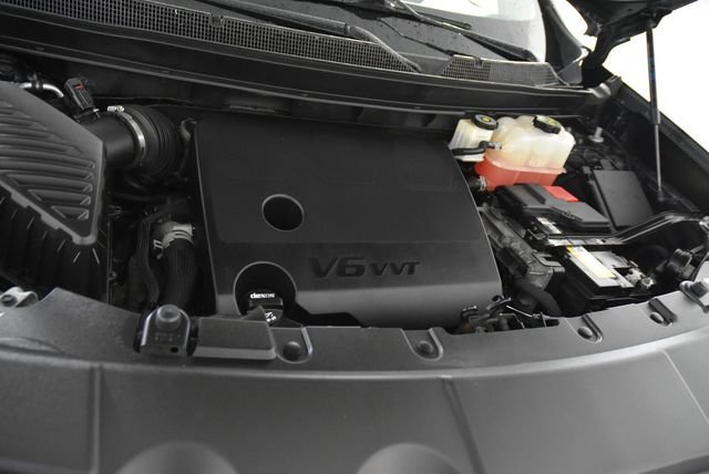 Used 2020 GRAPHITE METALLIC Chevrolet LT Cloth image 44
