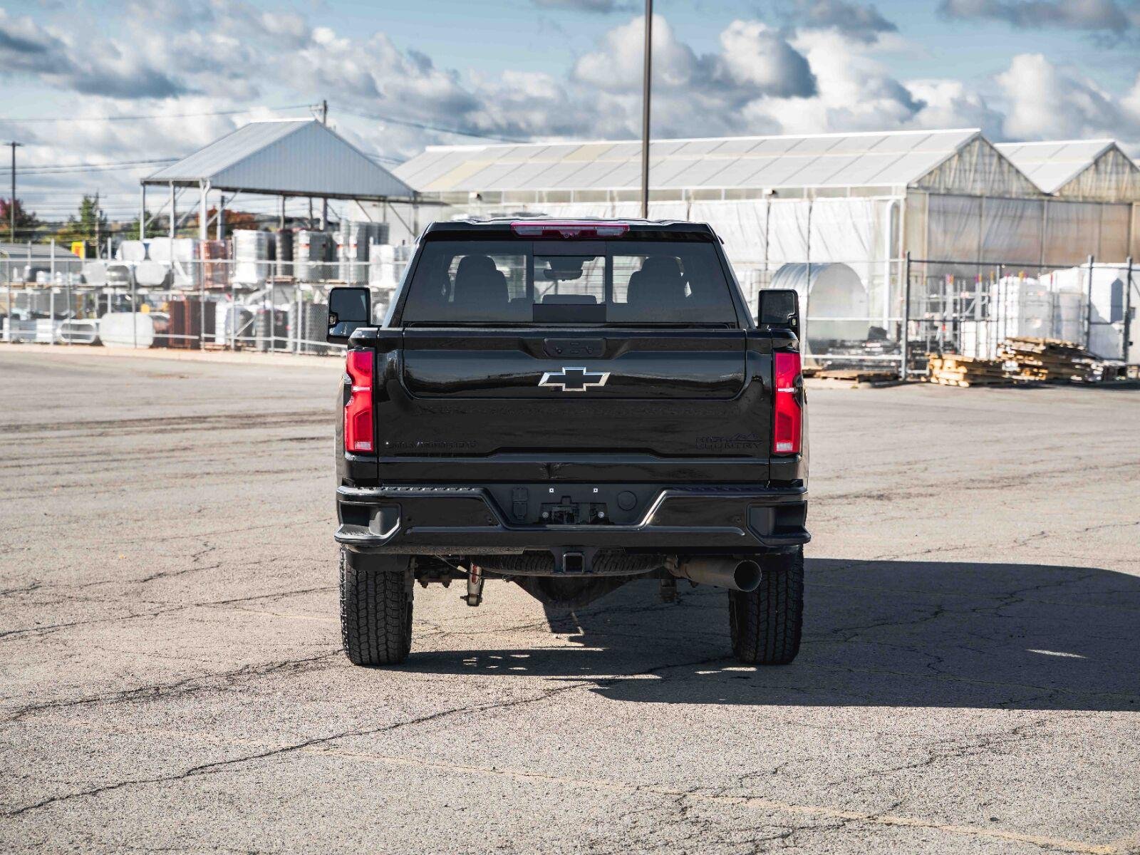 Used 2026 Black Chevrolet High Country image 7