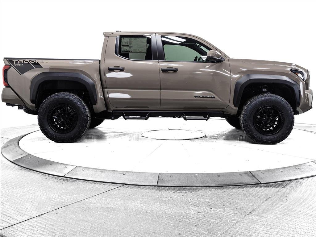 2026 Toyota Tacoma TRD Off Road - Photo 12