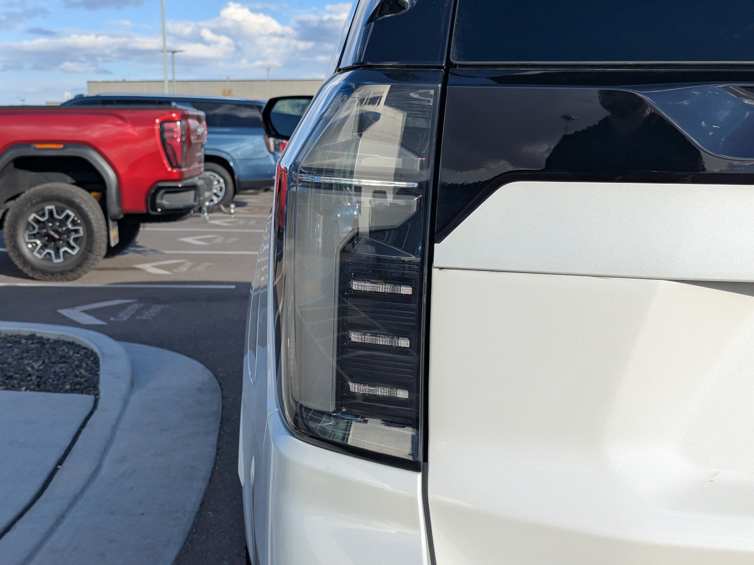 2025 Chevrolet Suburban Z71 - Photo 51