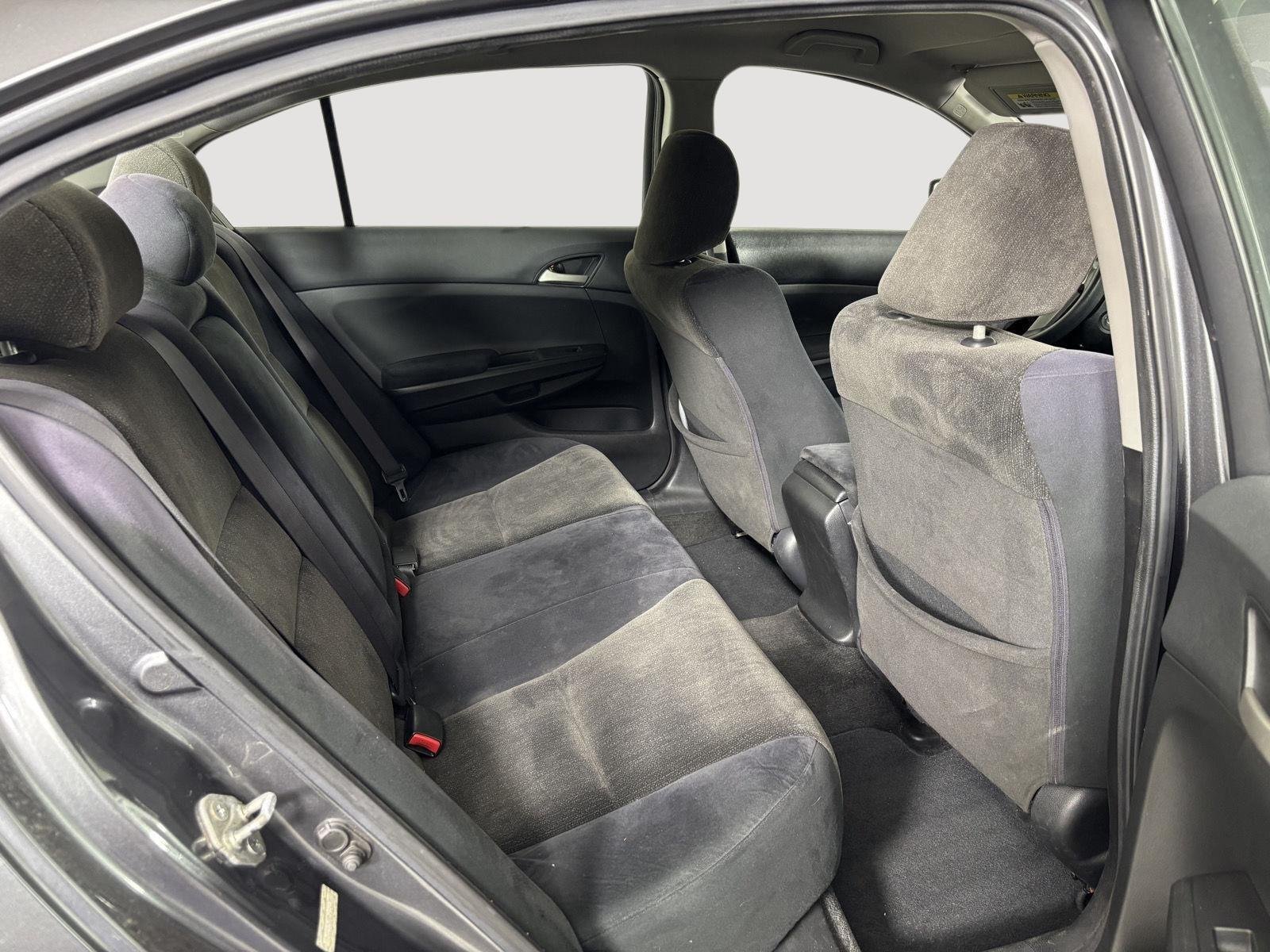 Used 2009 Polished Metal Metallic Honda LX image 5
