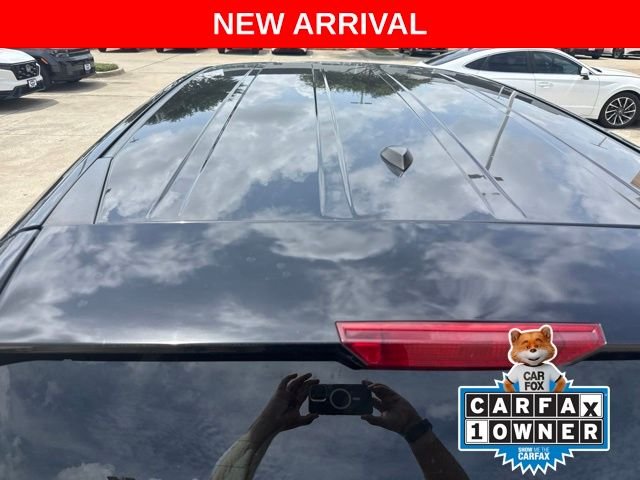 Used 2016 Black Honda Touring Elite image 8