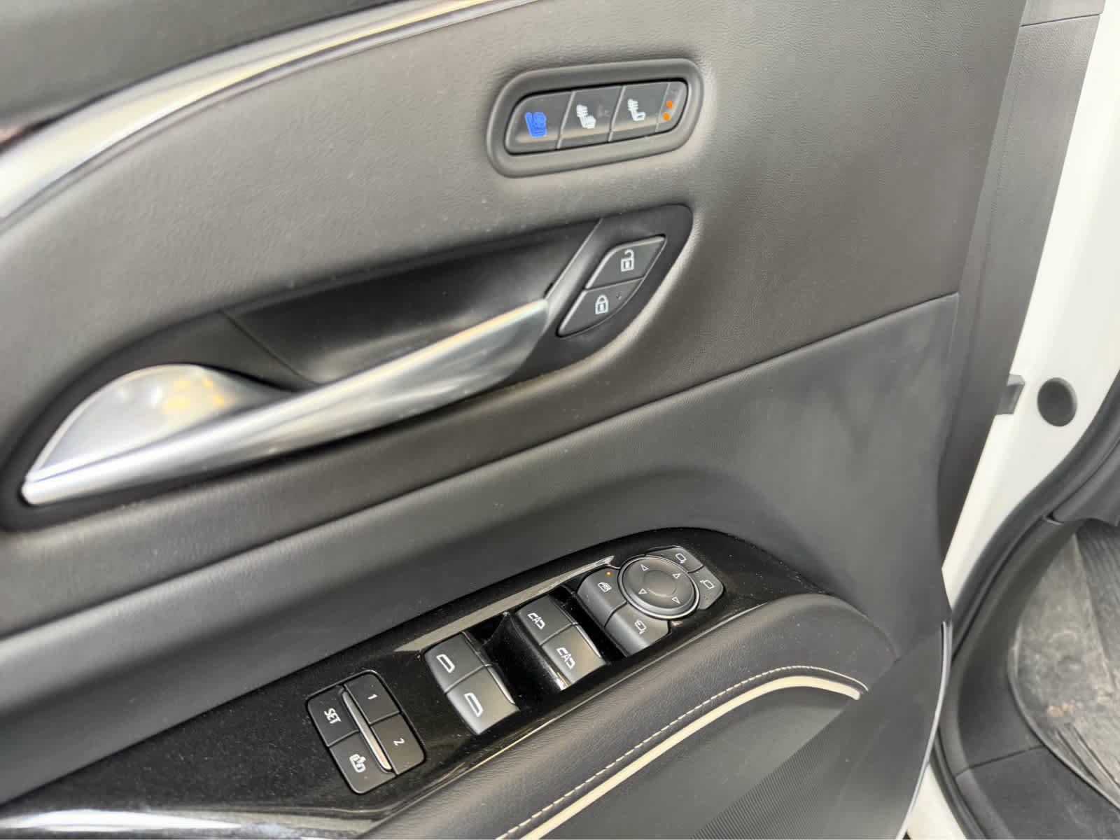 Used 2024 Crystal White Tricoat Cadillac 4WD Premium Luxury image 21
