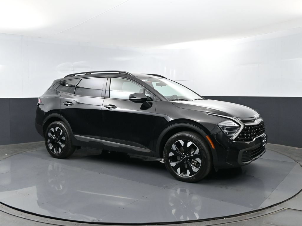 Used 2024 Ebony Black Kia X-Line image 3