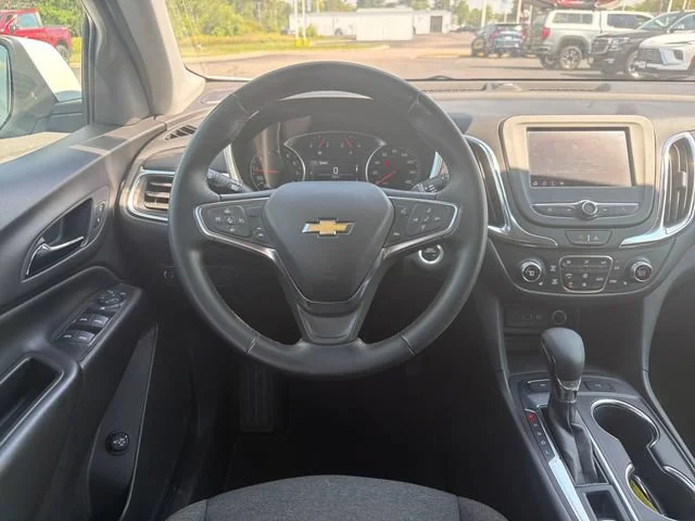 Used 2024 Summit White Chevrolet LT image 16