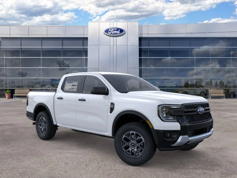 New 2026 Oxford White Ford XLT image 7
