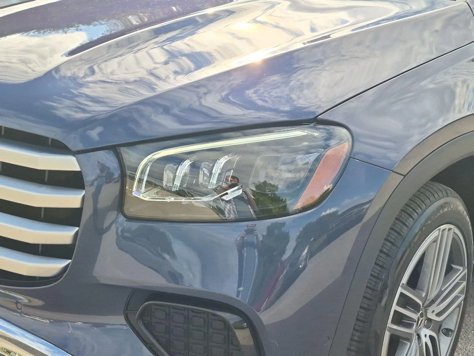 Used 2024 Twilight Blue Metallic Mercedes-Benz GLS 450 image 9