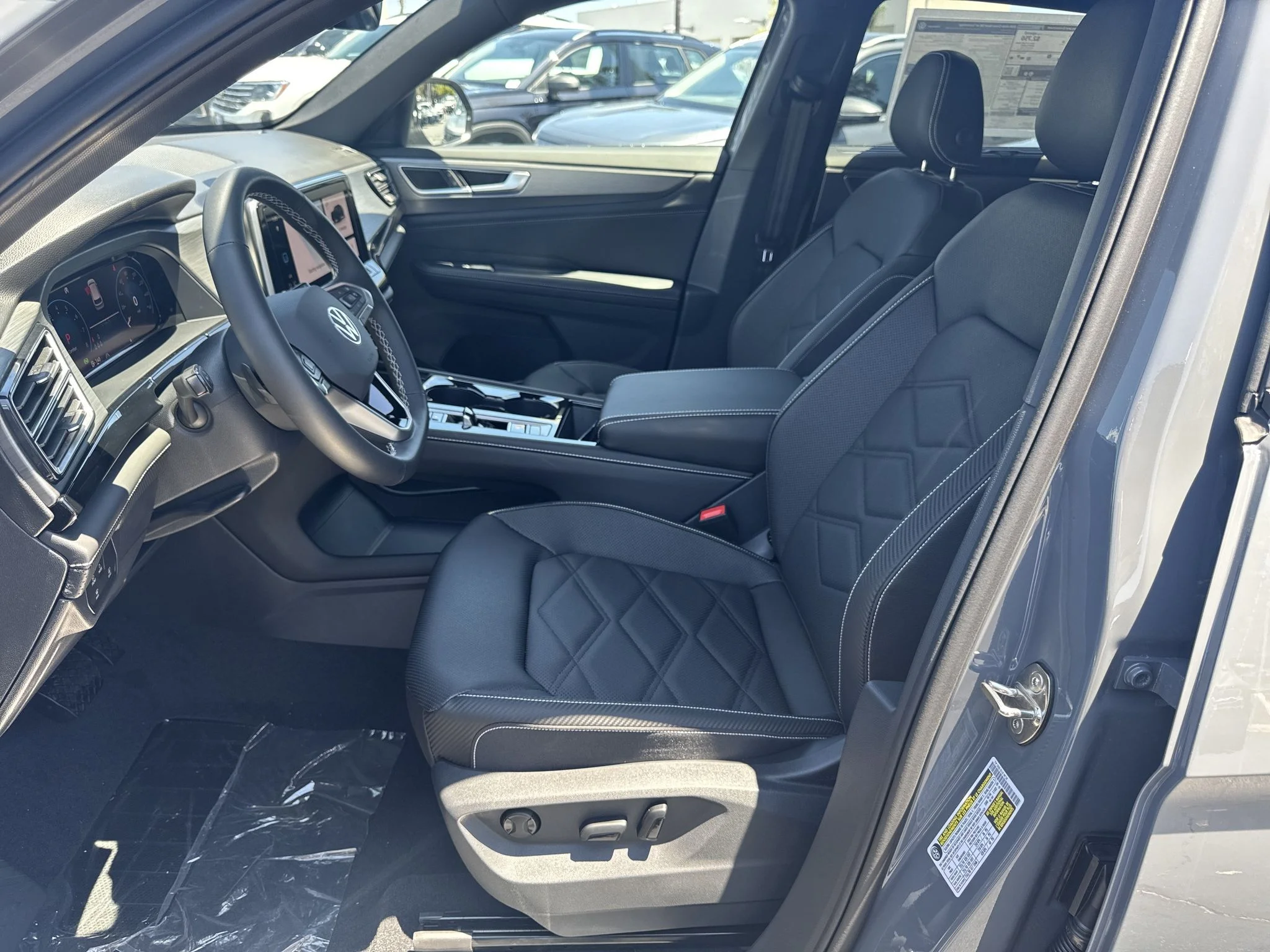 New 2026 Pure Gray Volkswagen 2.0T SE w/Technology image 14