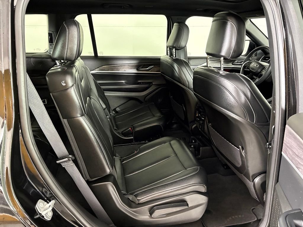 Used 2024 Black Jeep Limited image 19