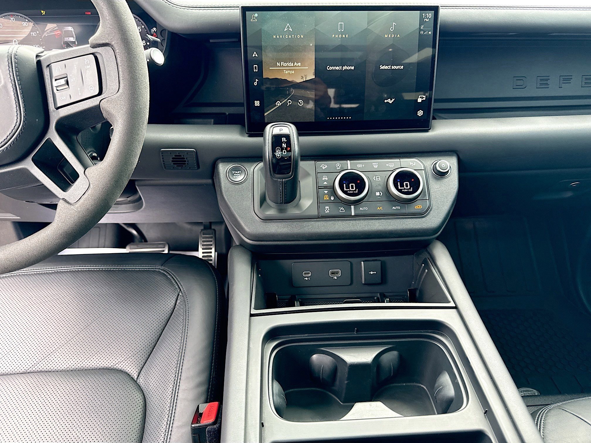 Used 2023 Carpathian Gray Premium Metallic Land Rover Carpathian Edition image 19