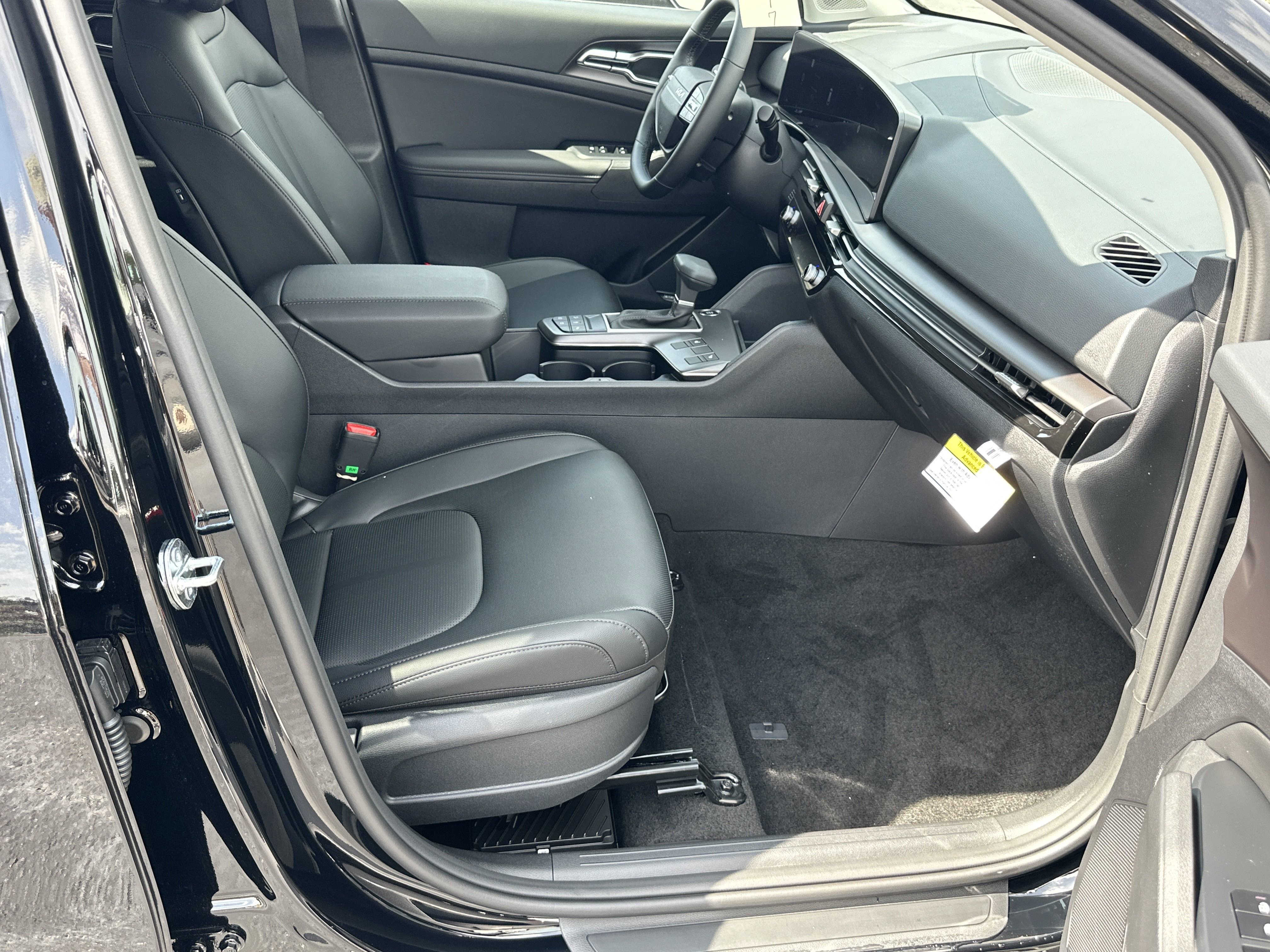 2026 Kia Sportage SX - Photo 15