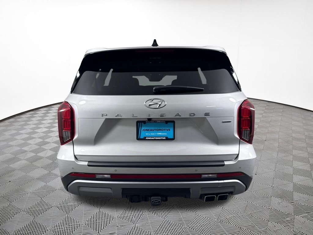 Certified Used 2025 Silver Hyundai SEL image 10