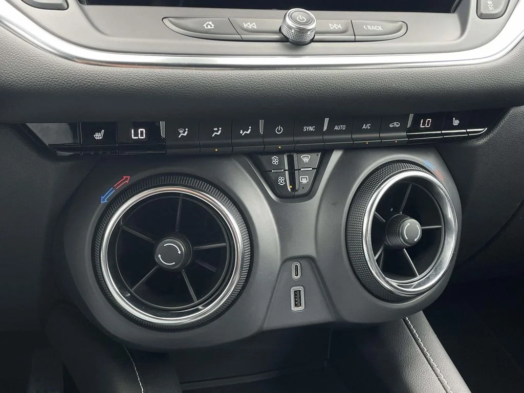 2025 Chevrolet Blazer 2LT - Photo 19