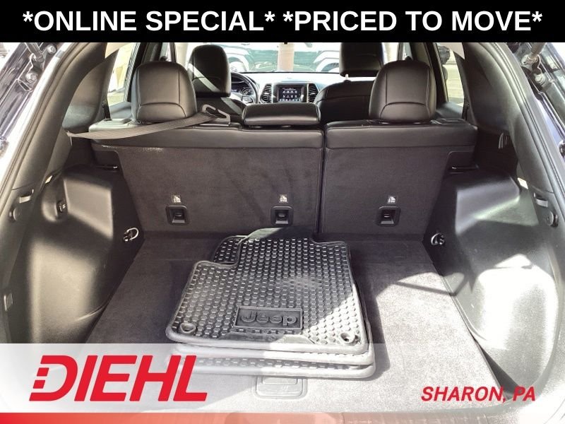Used 2020 Black Jeep Latitude Plus image 17
