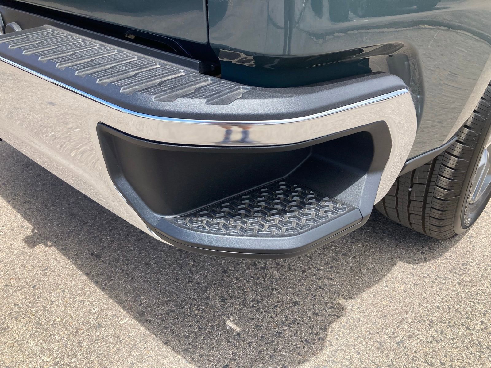 2025 Chevrolet Silverado 1500 LT - Photo 8