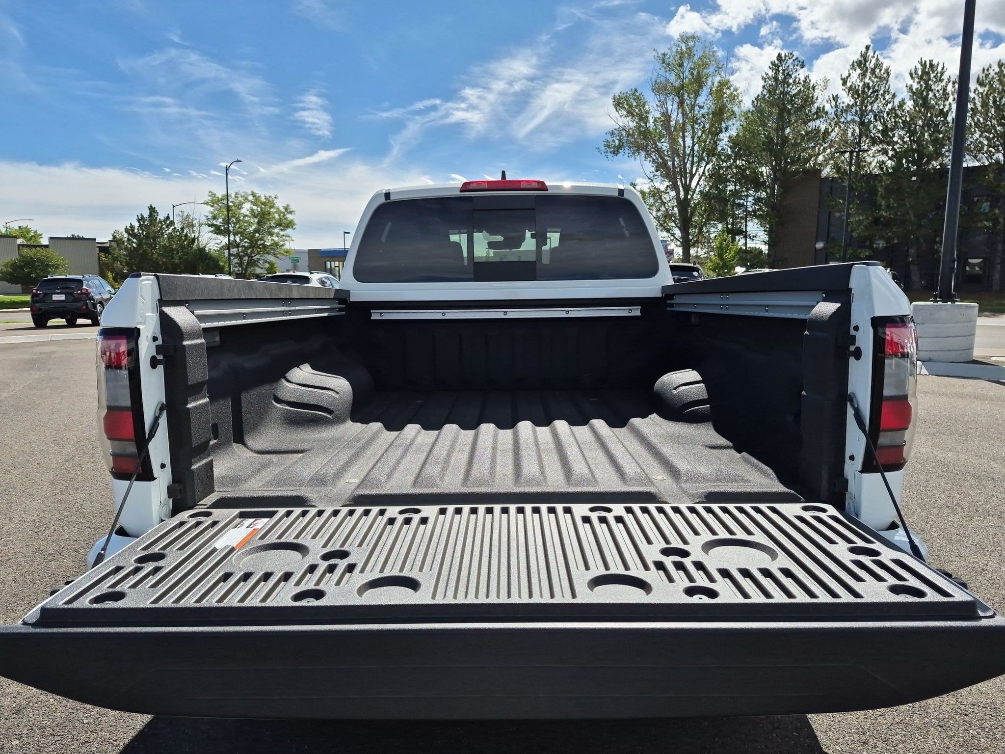 2026 Nissan Frontier PRO-4X - Photo 6