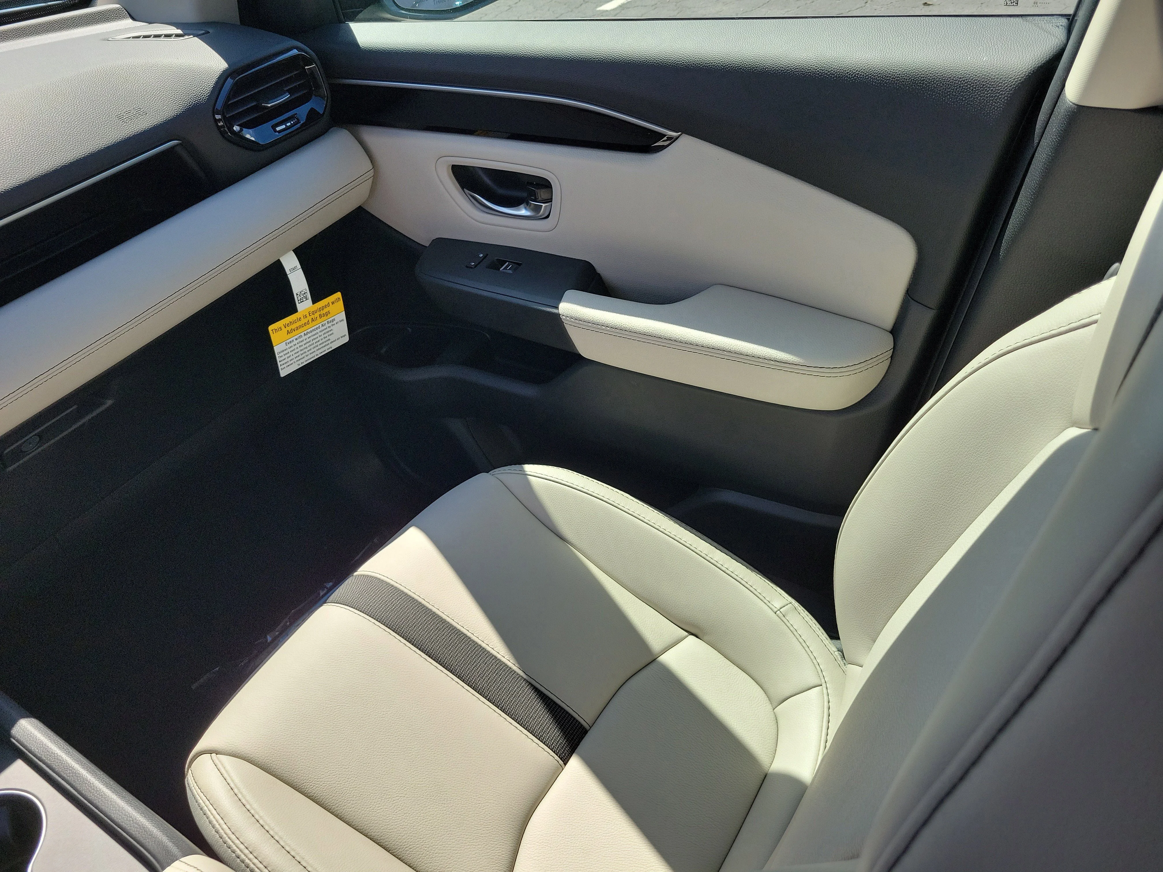 New 2026 Platinum White Pearl Honda EX-L image 8