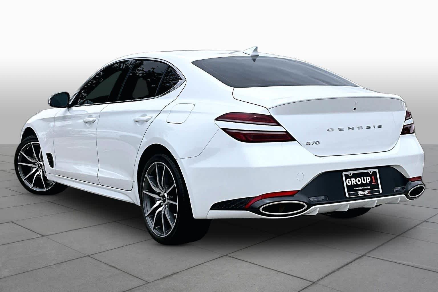 Used 2024 Uyuni White Genesis 2.5T image 11