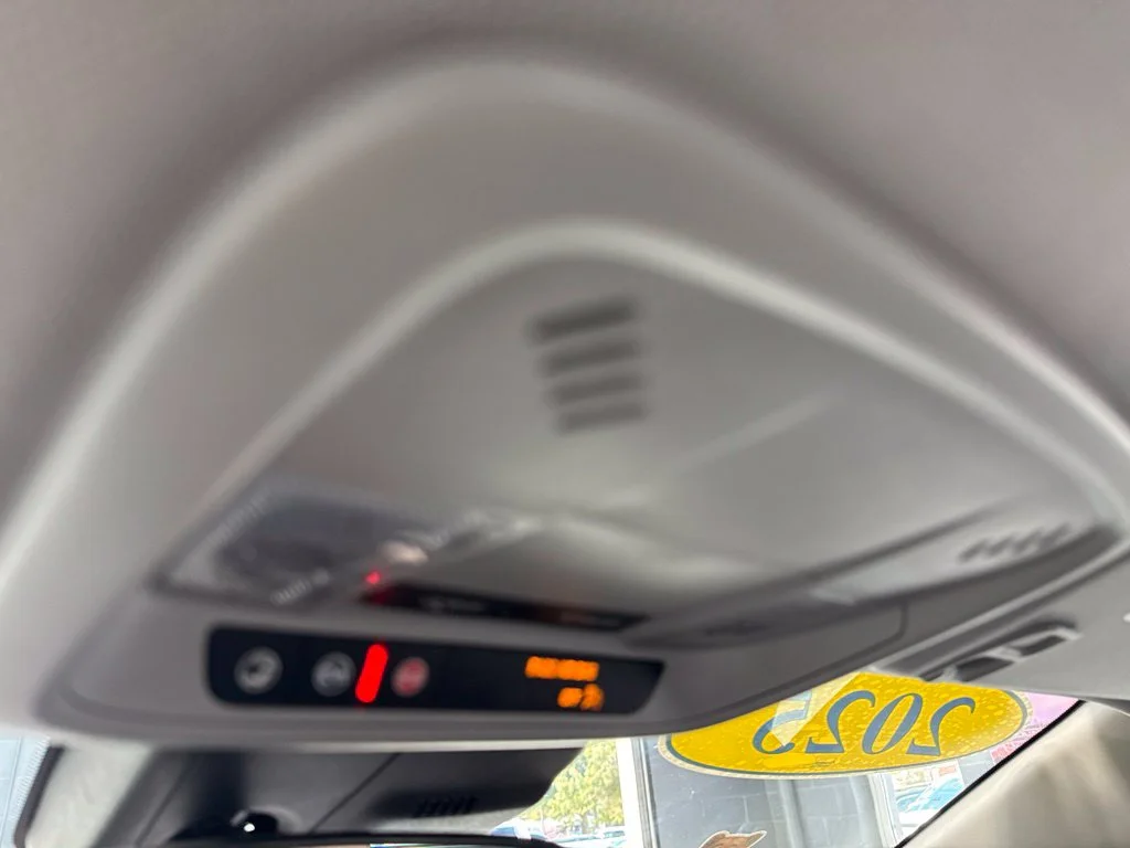 Used 2025 Black Chevrolet LT image 27