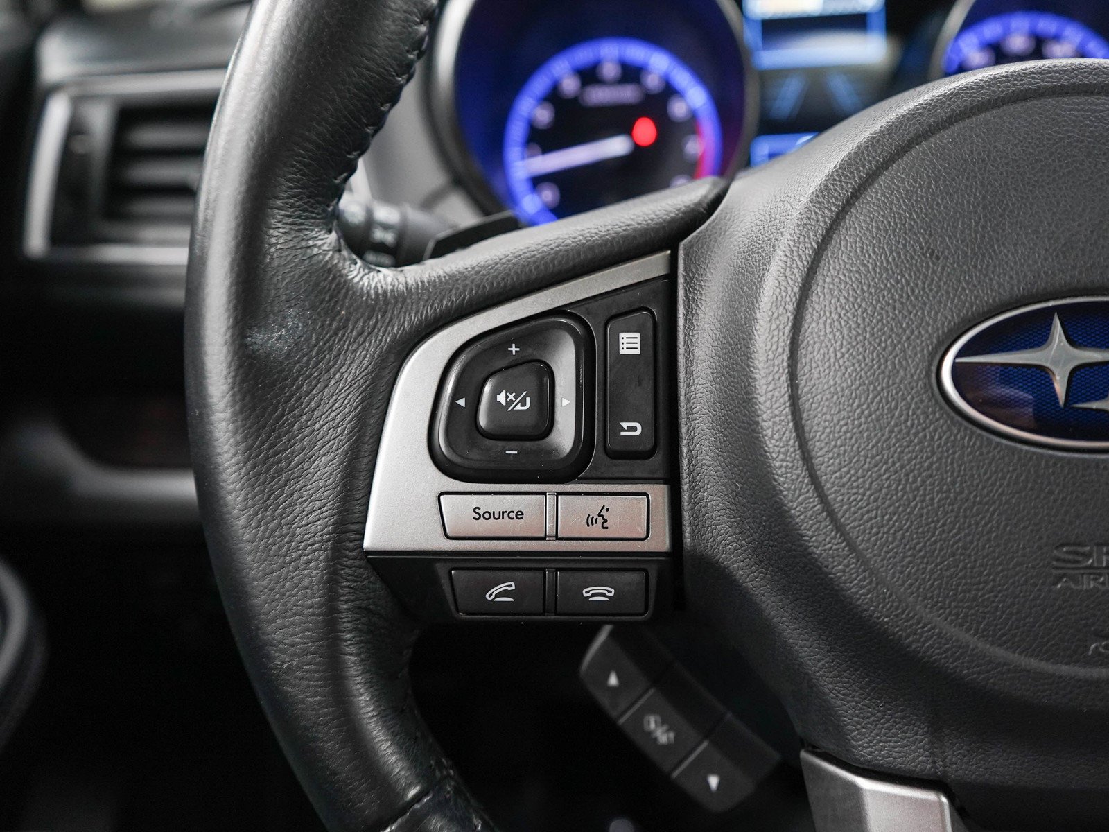 Used 2017 Crystal Black Pearl Subaru 3.6R image 28