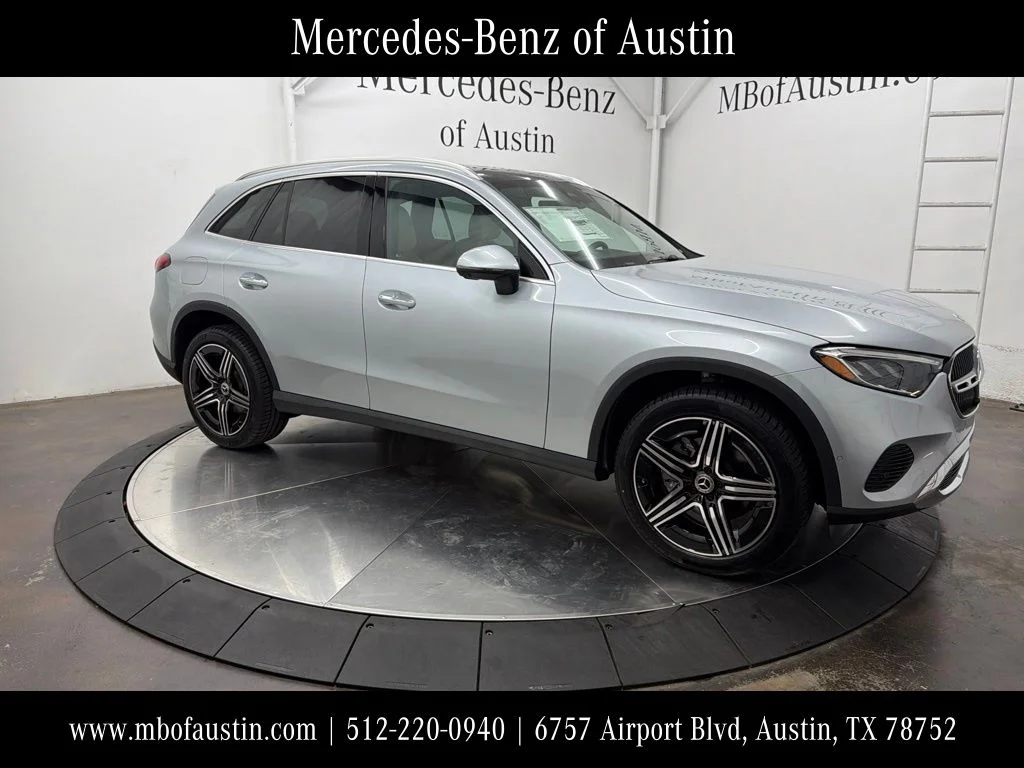 New 2027 Silver Mercedes-Benz GLC 300 image 1