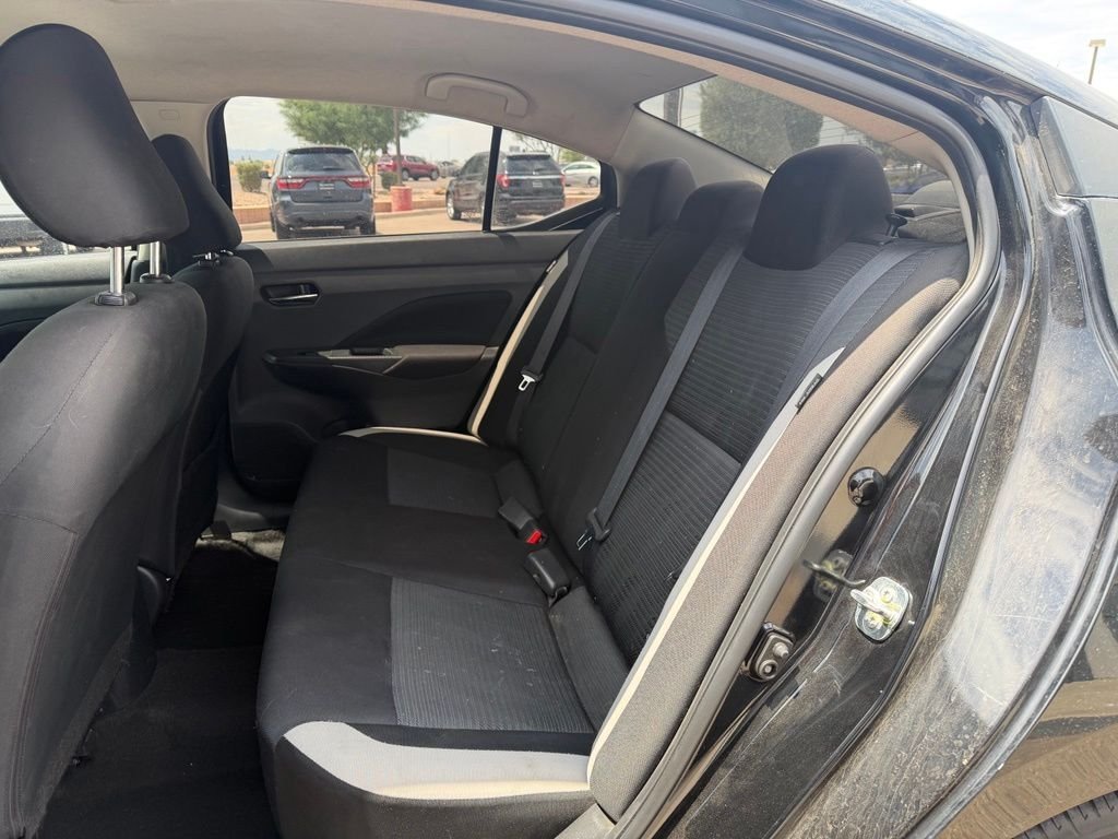 Used 2021 Black Nissan 1.6 SV image 12