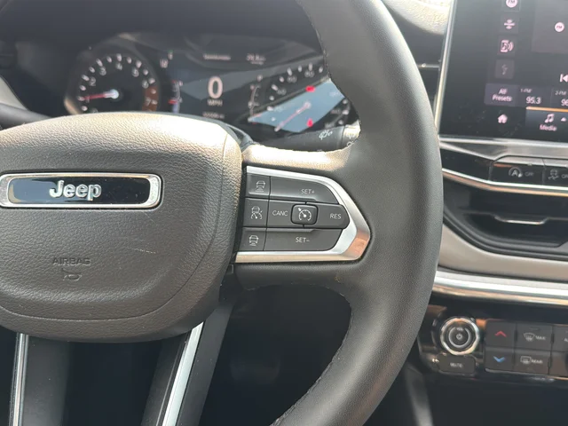 Used 2024 White Jeep Limited image 17