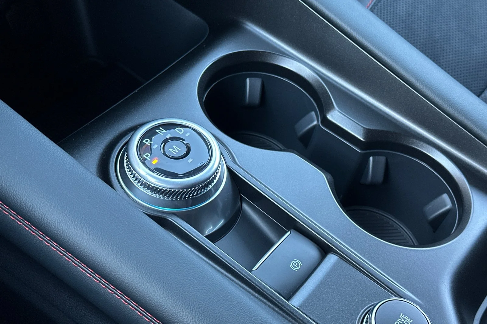2026 Ford Explorer ST - Photo 22