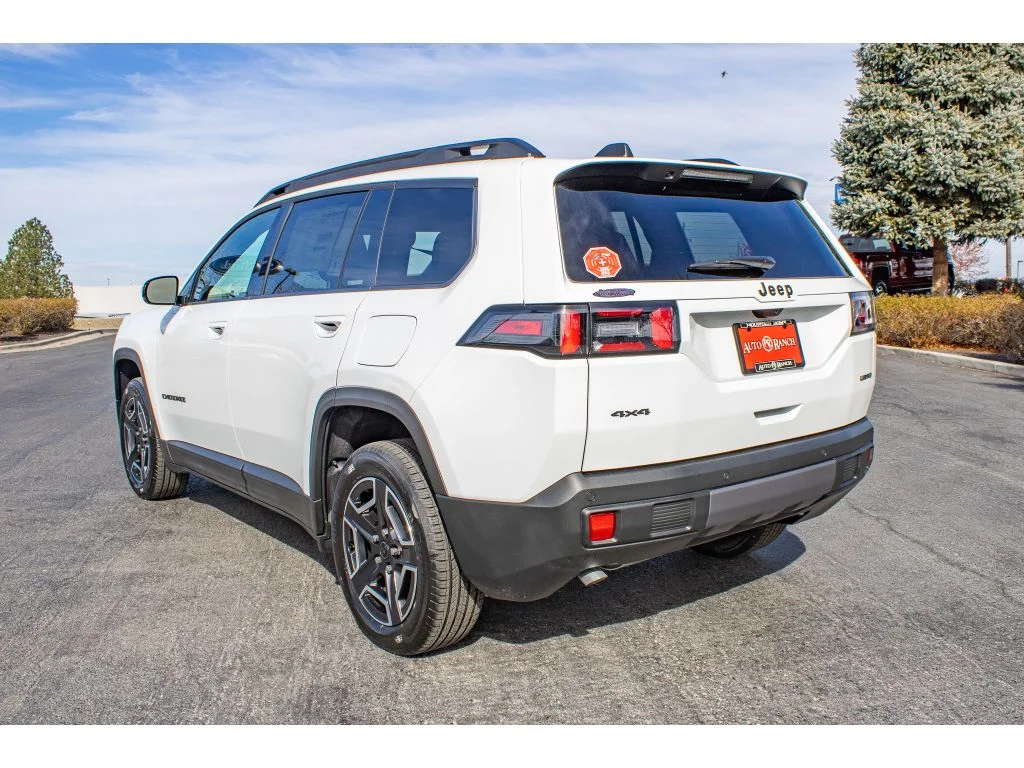 New 2026 Bright White Clearcoat Jeep Laredo image 5