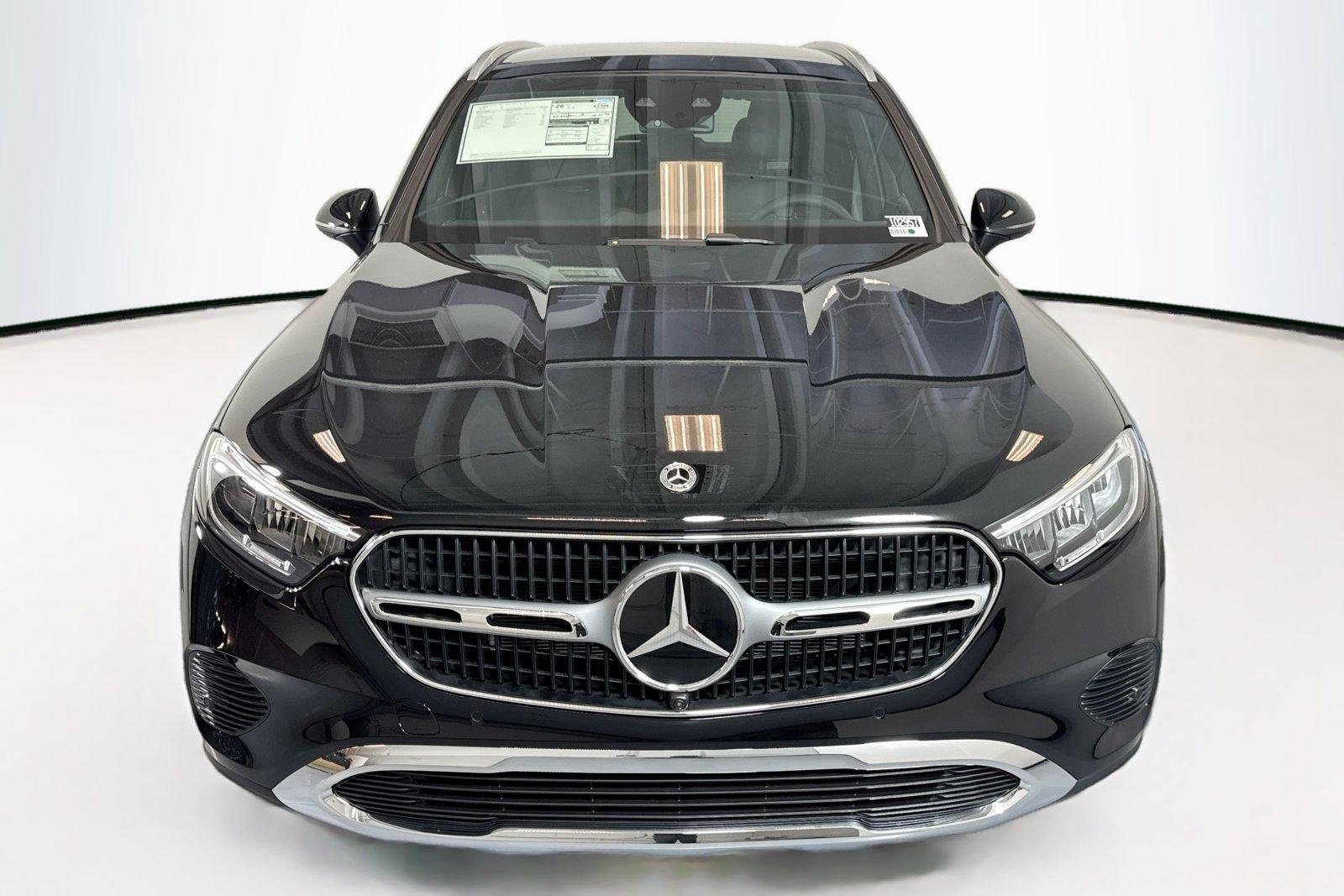 New 2026 Obsidian Black Metallic Mercedes-Benz GLC 300 image 2