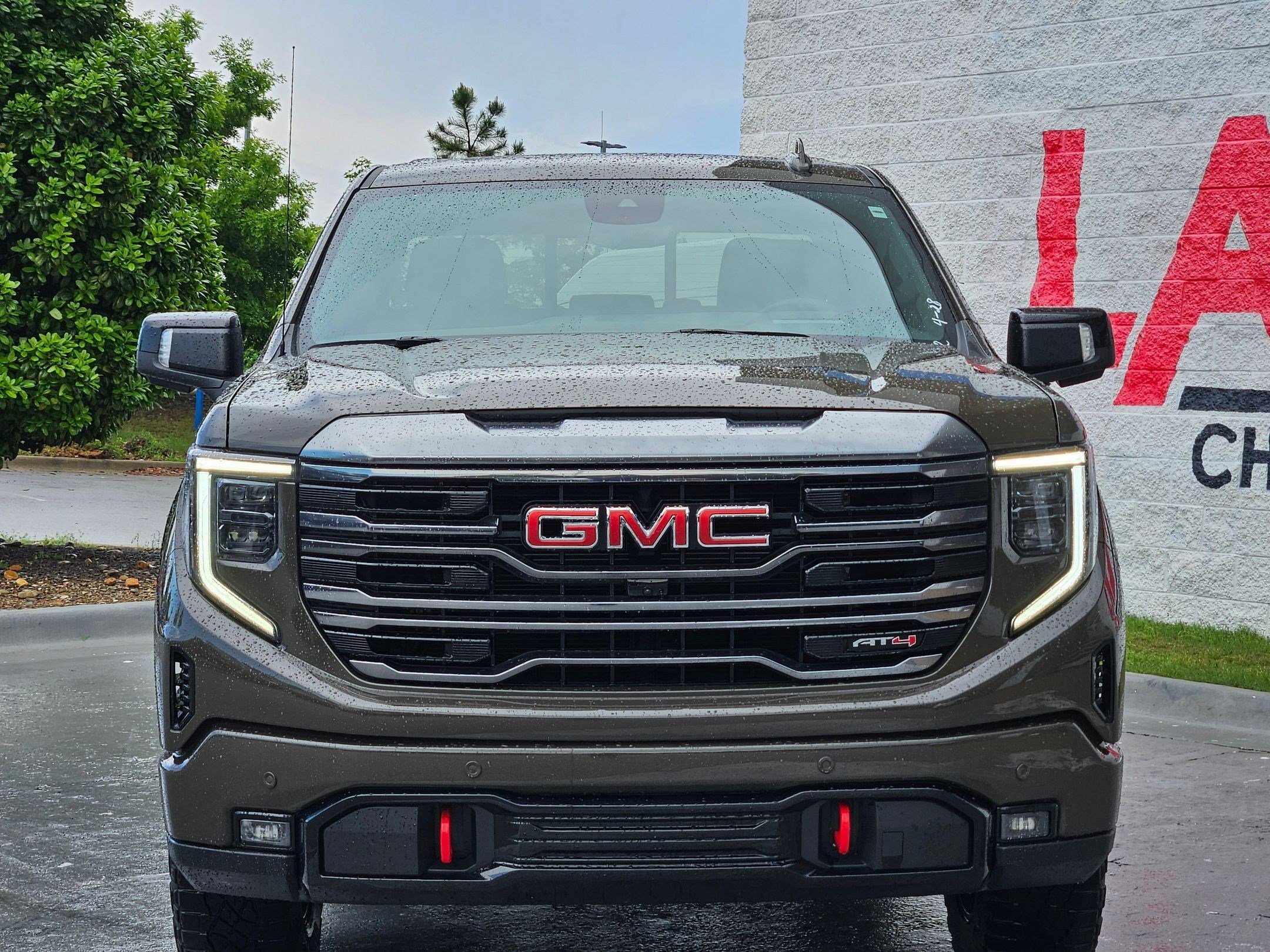 Used 2024 GMC Sierra 1500 AT4 with VIN 1GTUUEEL7RZ267053 for sale in Little Rock