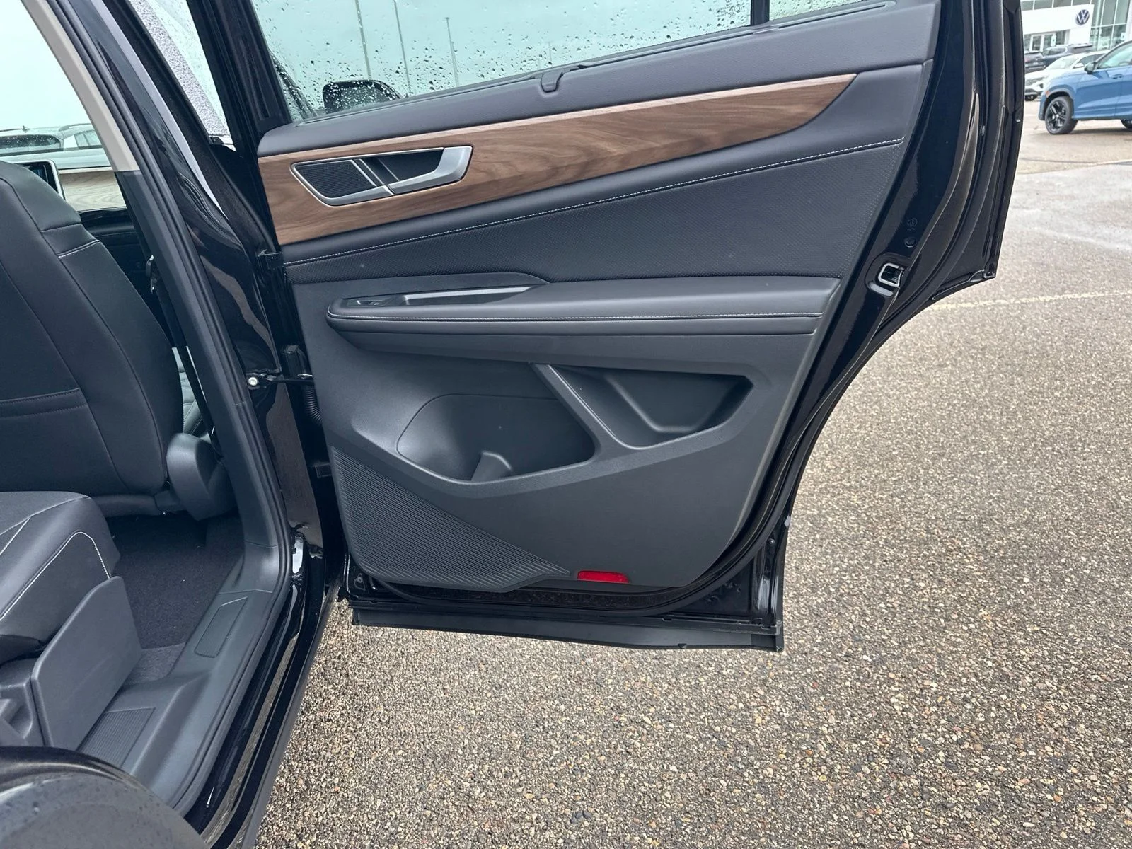 New 2026 Black Volkswagen 2.0T SE w/Technology image 34