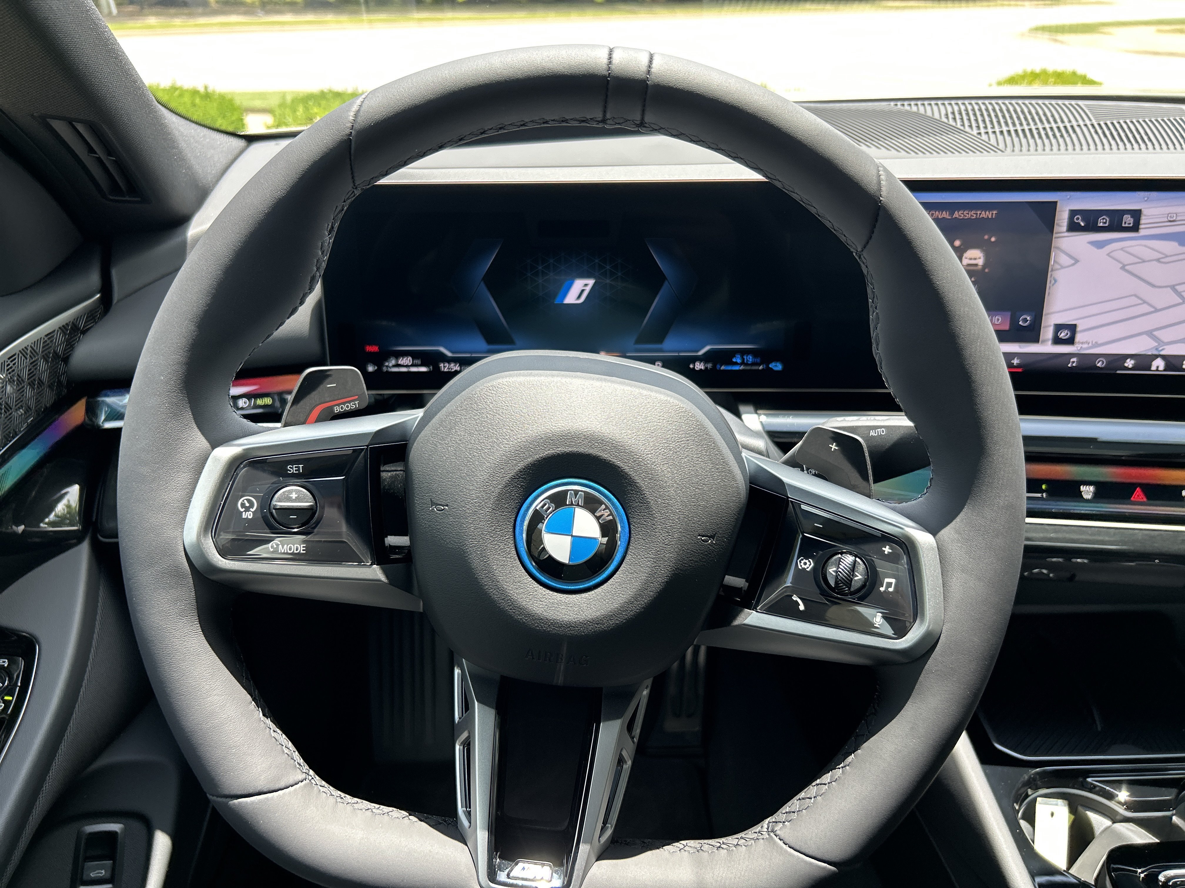 New 2026 OXIDE GREY BMW 550e xDrive image 21