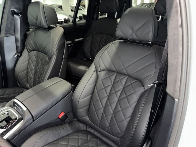 New 2027 Brooklyn Grey Metallic BMW xDrive40i image 24
