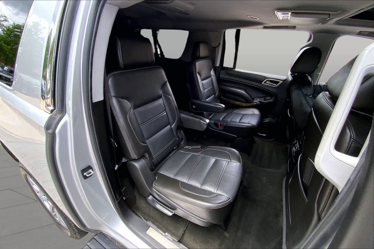 Used 2016 Quicksilver Metallic GMC Denali image 20