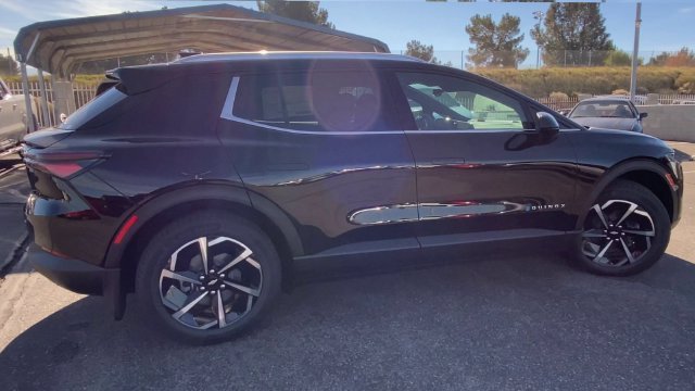 2026 Chevrolet Equinox EV 2LT - Photo 9