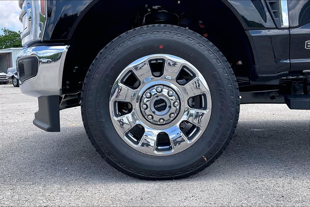 New 2026 Ford Super Duty F-250 Lariat 4D Crew Cab