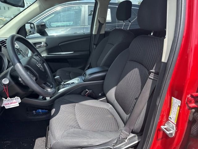 Used 2018 Red Dodge SE image 18