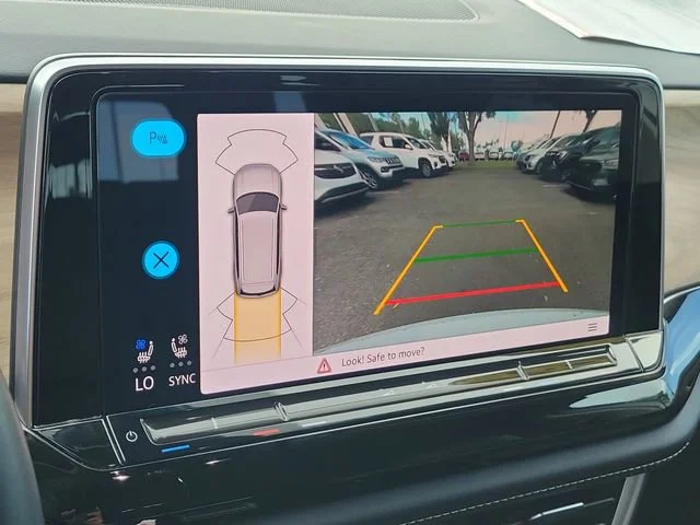 2024 Volkswagen Atlas SE w/Tech - Photo 35